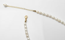 Load image into Gallery viewer, MINI HEART PEARL NECKLACE