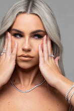 Load image into Gallery viewer, NEVEAH DIAMOND RING