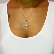 Load image into Gallery viewer, DAINTY CROSS
