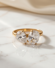 Load image into Gallery viewer, Diamond Sisters Ring