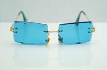Load image into Gallery viewer, BLUE VINTAGE SUNGLASSES